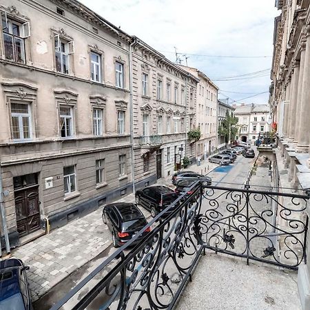 Relax Apartment Lviv Dış mekan fotoğraf
