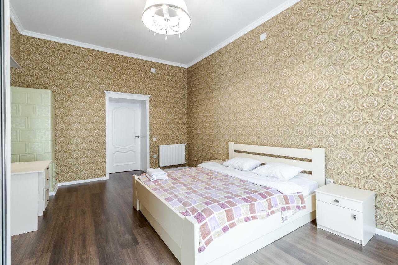 Relax Apartment Lviv Dış mekan fotoğraf